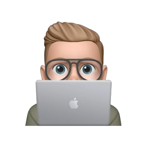 Memoji von Mario Aininger, hinter einem Laptop